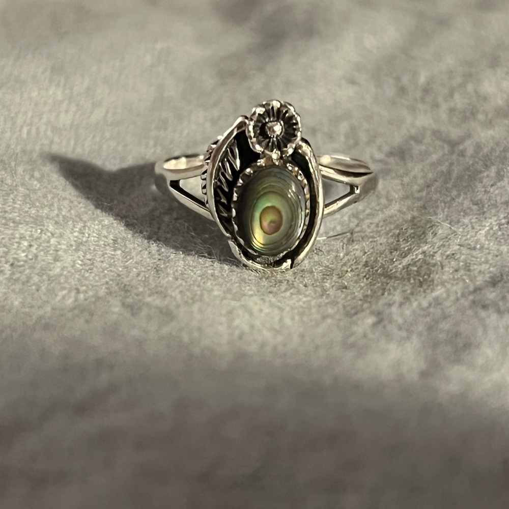 Sterling Silver shell ring